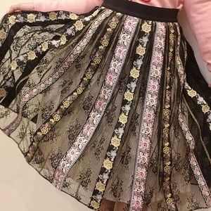 Alice+olivia skirt size 4